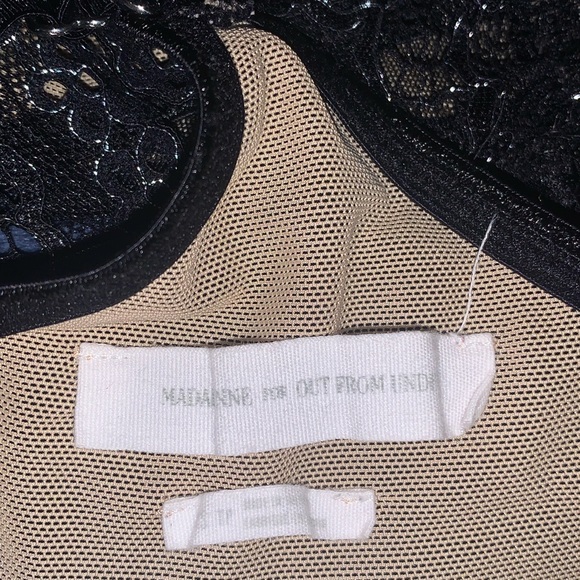 Urban outfitters xs black and mesh high-neck bralette - Picture 2 of 3